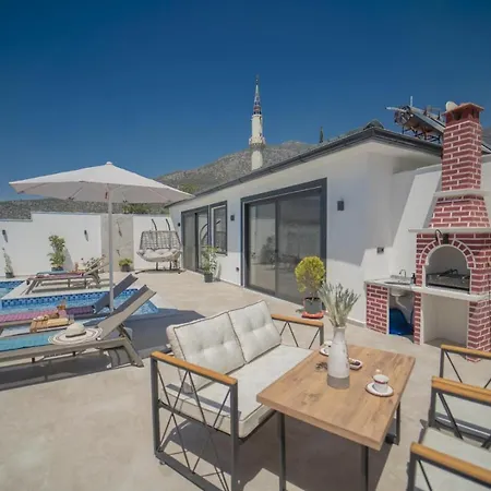 Sefam-kalkan'da 2+1 Jakuzili Balayi Villasi Apartament